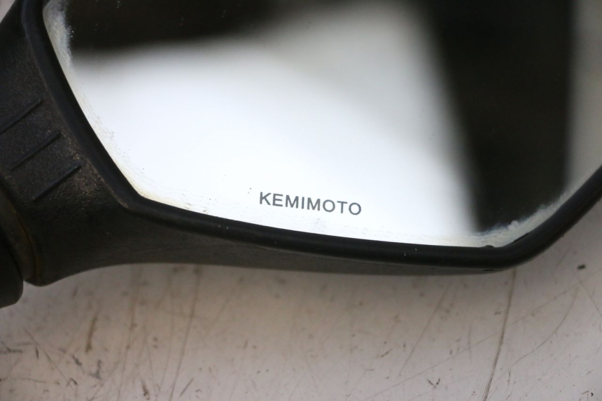 photo de RIGHT MIRROR KEEWAY F-ACT FACT EVO 50 (2020 - 2026) - Zoom on usage condition