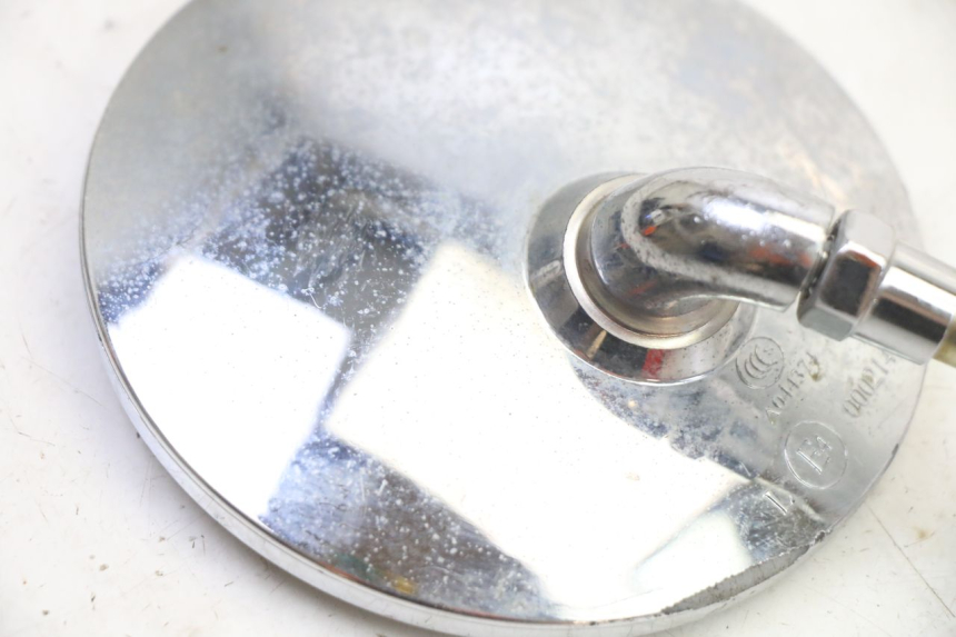 photo de RIGHT MIRROR VENESI FLY RETRO 4T 50 (2020 - 2025) - Surface and material condition