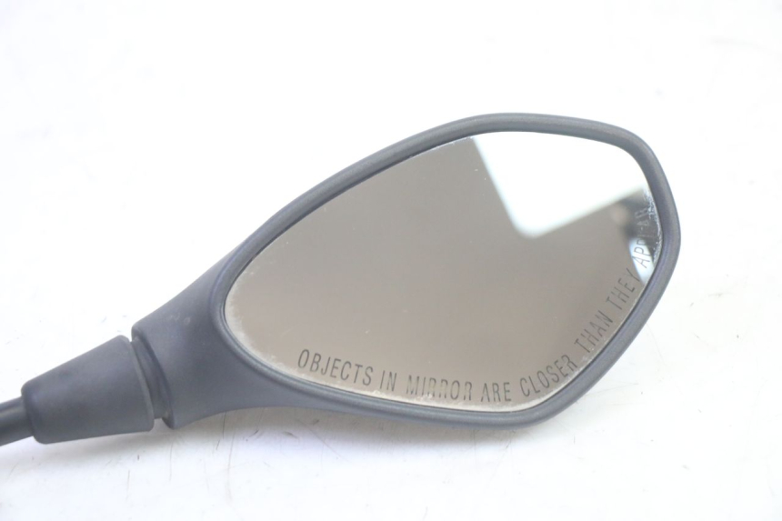 photo de RIGHT MIRROR PIAGGIO MP3 500 (2016 - 2018) - Zoom on usage condition