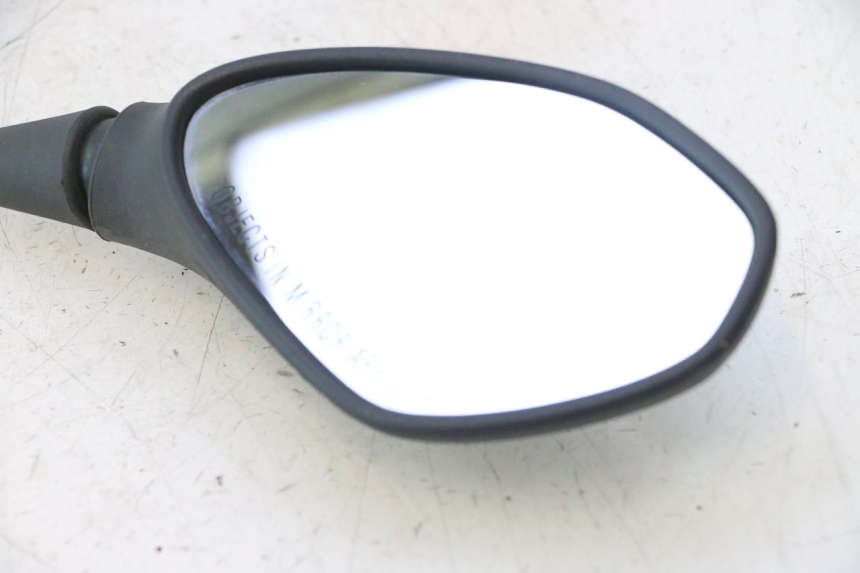 photo de RIGHT MIRROR PIAGGIO MP3 500 (2016 - 2018) - Distinctive features