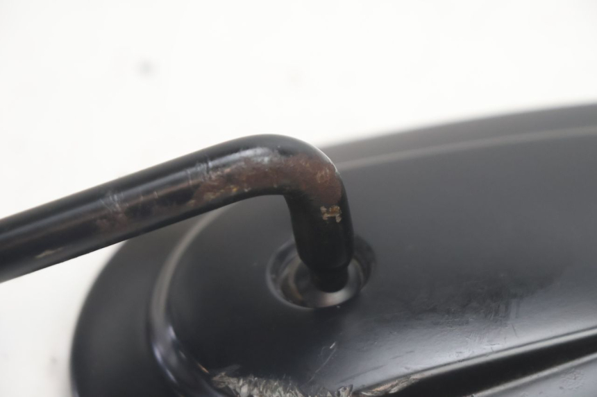photo de RIGHT MIRROR HARLEY DAVIDSON ROAD GLIDE FLTRXSE 1920 (2018 - 2022) - Surface and material condition