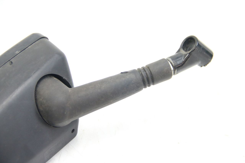 photo de RIGHT MIRROR PEUGEOT SATELIS COMPRESSOR K15 125 (2006 - 2009) - Technical close-up