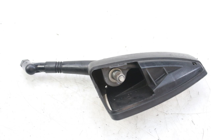 photo de RIGHT MIRROR PEUGEOT SATELIS 125 (2010 - 2012) - Zoom on usage condition