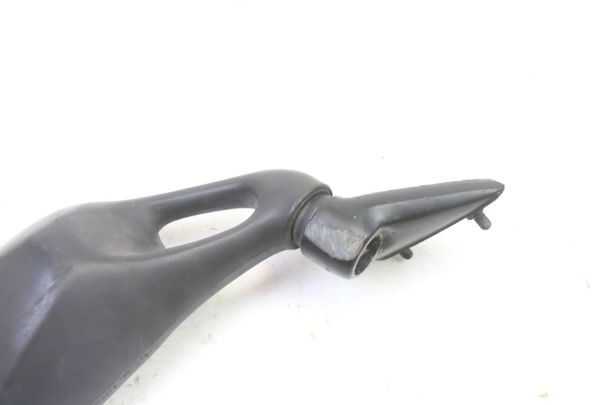 photo de RIGHT MIRROR TRIUMPH SPRINT 900 (1995 - 1998) - Surface and material condition