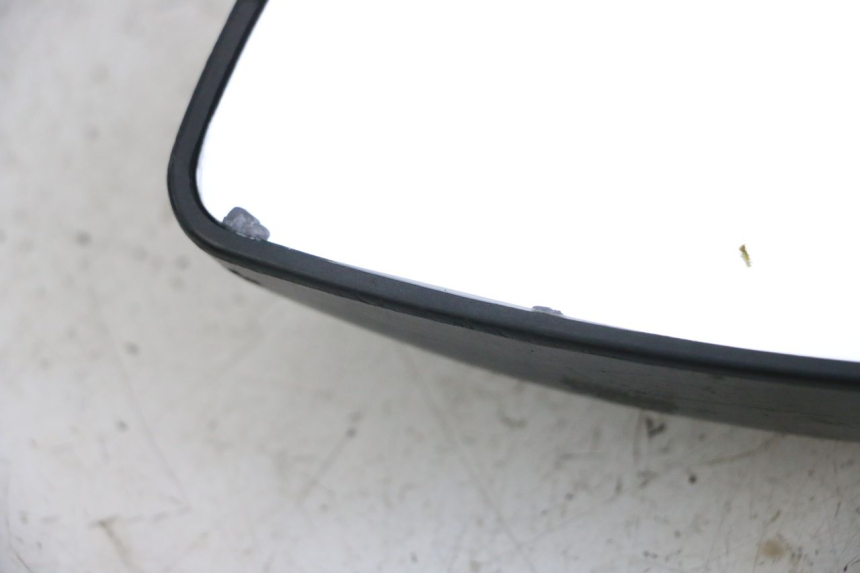 photo de RIGHT MIRROR PEUGEOT STREETZONE I 2T 50 (2018 - 2020) - Alternative perspective