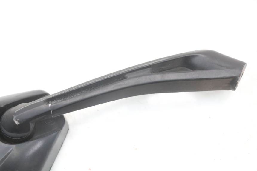 photo de RIGHT MIRROR PEUGEOT TWEET 125 (2018 - 2021) - Surface and material condition