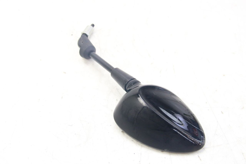 photo de RIGHT MIRROR PIAGGIO VESPA SPRINT 2T 50 (2014 - 2018) - Technical close-up