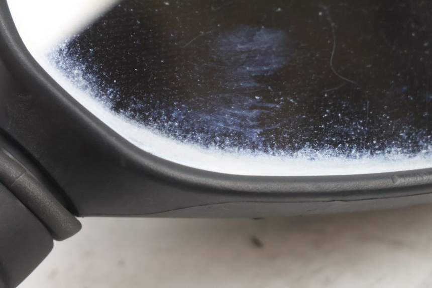 photo de RIGHT MIRROR PIAGGIO X9 AMALFI 180 (2000 - 2003) - Technical close-up