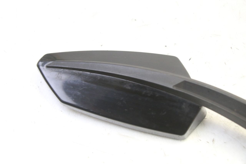 photo de RIGHT MIRROR YAMAHA XJ6 ABS 600 (2008 - 2016) - Surface and material condition