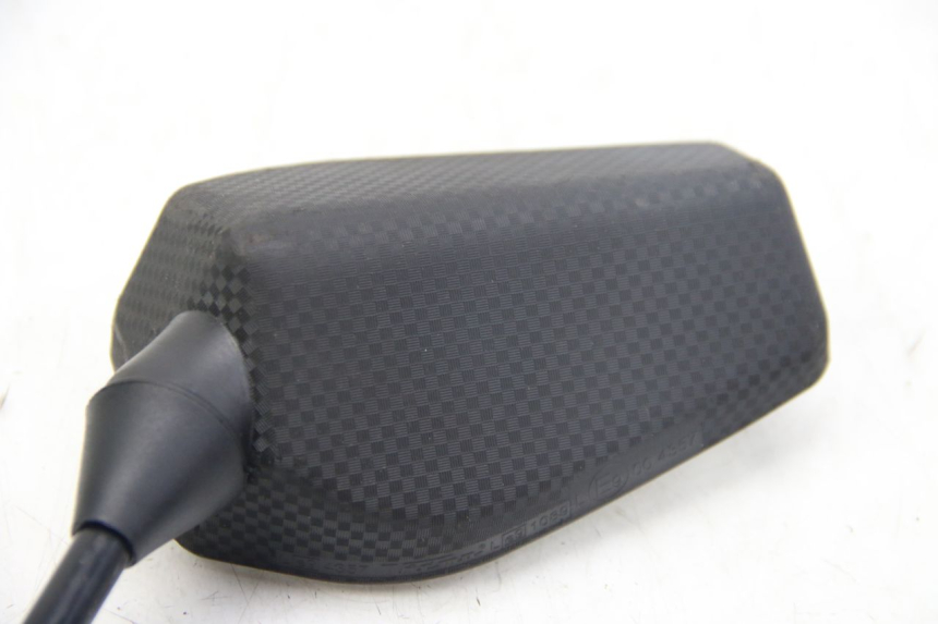 photo de LEFT MIRROR MBK BOOSTER SPIRIT 50 (1999 - 2003) - Zoom on usage condition