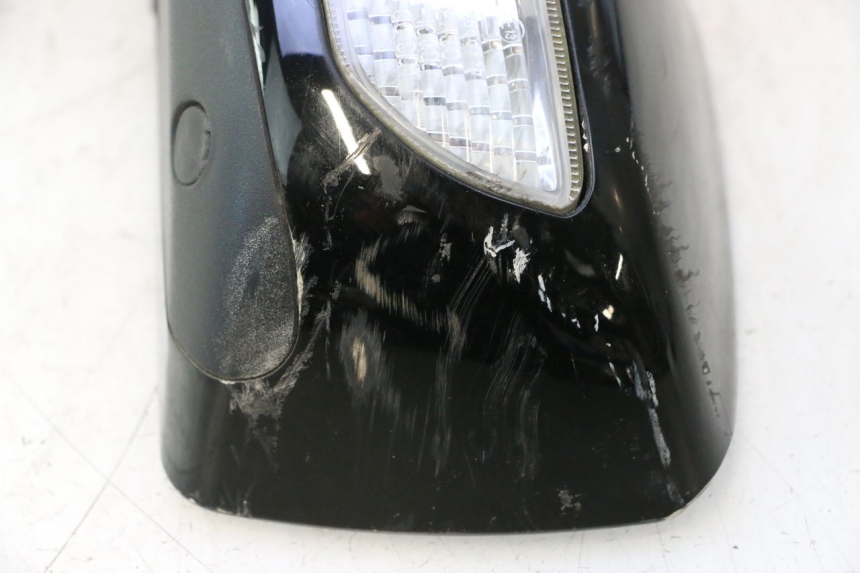 photo de LEFT MIRROR SUZUKI BURGMAN EXECUTIVE ABS 650 (2006 - 2012) - Technical close-up