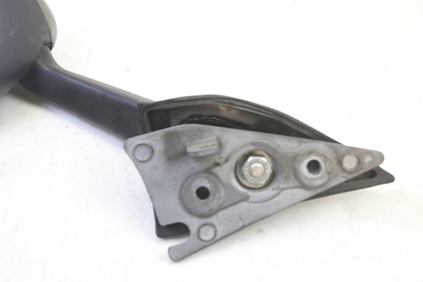 photo de LEFT MIRROR PEUGEOT ELYSTAR 50 (2002 - 2014) - Zoom on usage condition