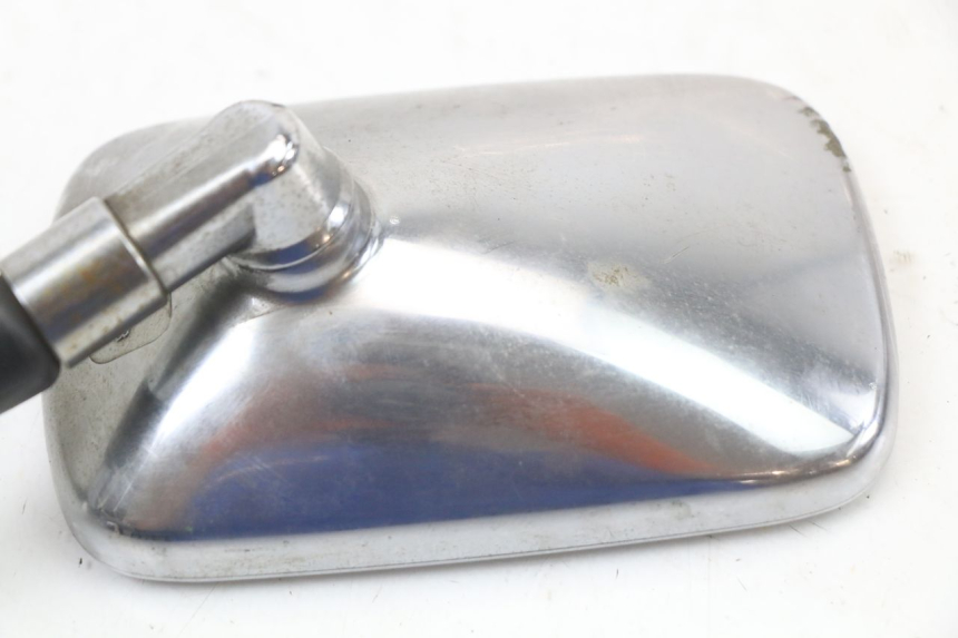 photo de LEFT MIRROR SUZUKI GZ MARAUDER 125 (1998 - 2004) - Surface and material condition