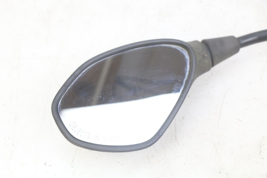 photo de LEFT MIRROR PIAGGIO MP3 LT 400 (2007 - 2012) - Technical close-up