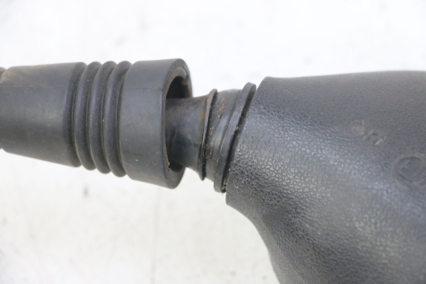 photo de LEFT MIRROR PIAGGIO MP3 LT 400 (2007 - 2012) - Fixing points details