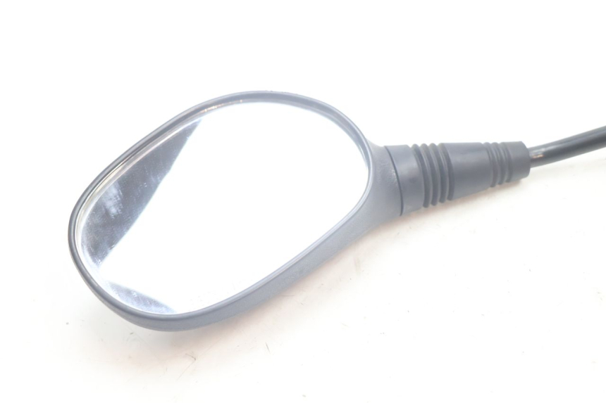 photo de LEFT MIRROR PIAGGIO MP3 LT 300 (2010 - 2016) - Zoom on usage condition