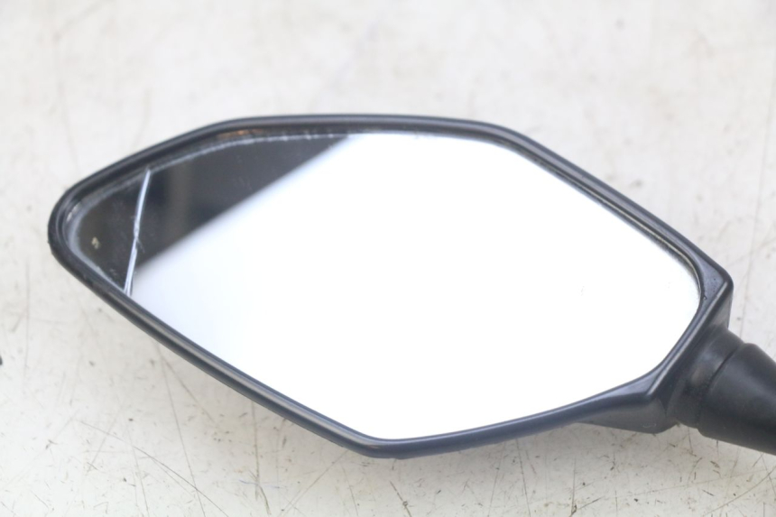 photo de LEFT MIRROR YAMAHA MT ABS 125 (2014 - 2018) - Fixing points details