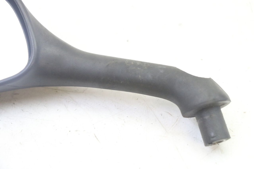 photo de LEFT MIRROR PIAGGIO NRG POWER PUREJET 50 (2018 - 2021) - Zoom on usage condition