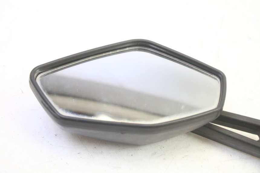 photo de LEFT MIRROR APRILIA SR R 2T LC 50 (2018 - 2021) - Component detail