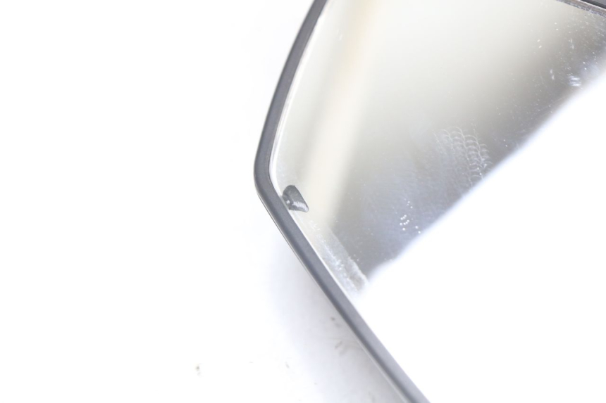 photo de LEFT MIRROR PEUGEOT TWEET 125 (2018 - 2021) - Alternative perspective