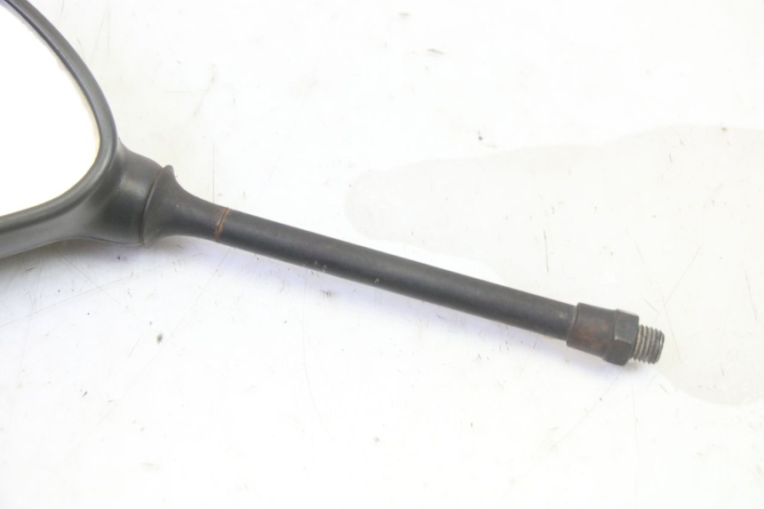 photo de LEFT MIRROR PEUGEOT VIVACITY NEW 4T 50 (2008 - 2017) - Zoom on usage condition