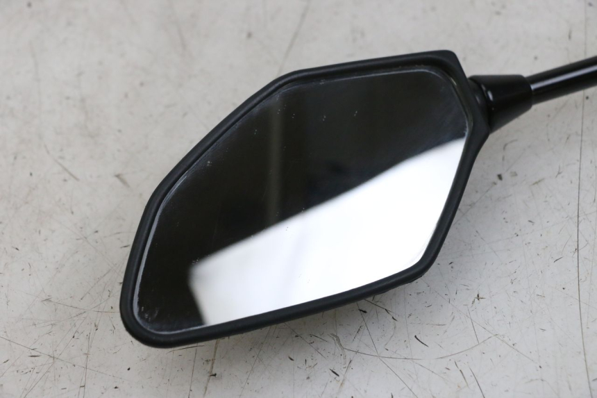 photo de LEFT MIRROR YAMAHA XMAX X-MAX ABS 125 (2017 - 2020) - Component detail