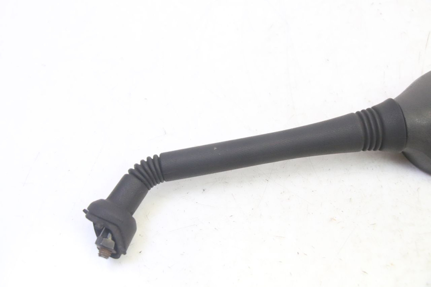 photo de LEFT MIRROR YAMAHA X-MAX XMAX 250 (2006 - 2009) - Surface and material condition