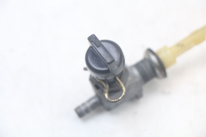 photo de FUEL TANK TAP PEUGEOT 103 VOGUE VS2 50 (2004 - 2017) - Component detail