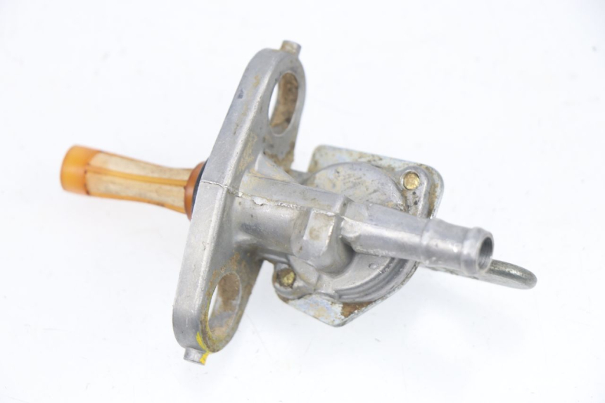photo de FUEL TANK TAP HONDA CR 125 (1995 - 1997) - Alternative perspective