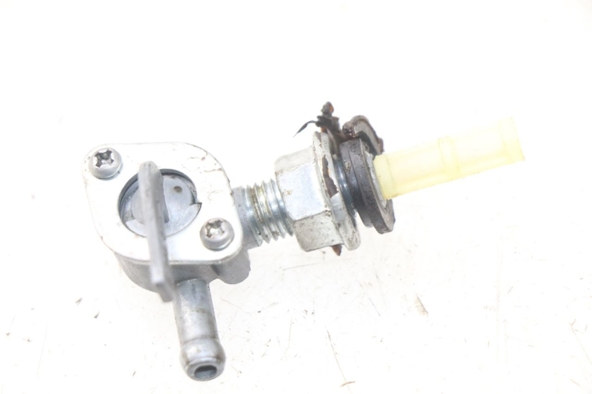 photo de FUEL TANK TAP CCR DIRT BIKE 125 - Alternative perspective