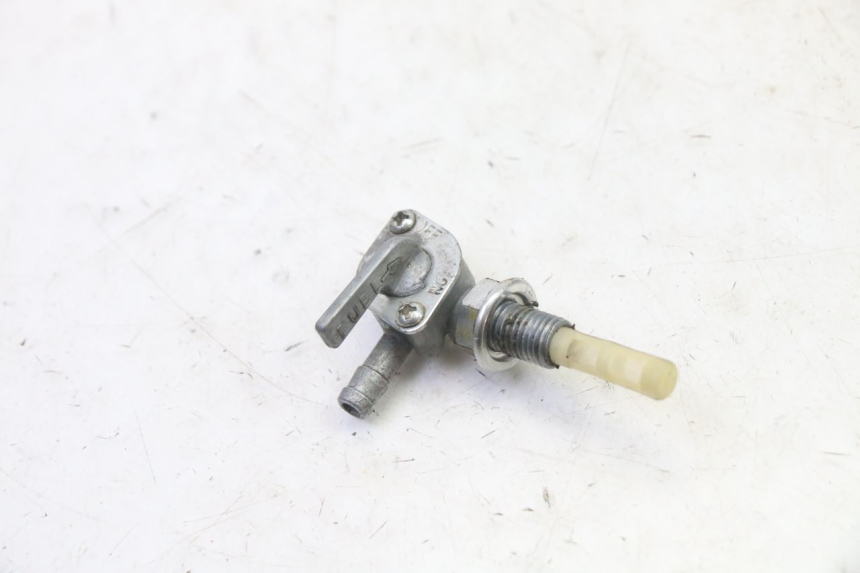 photo de FUEL TANK TAP CCR DIRT BIKE 125 - Zoom on usage condition