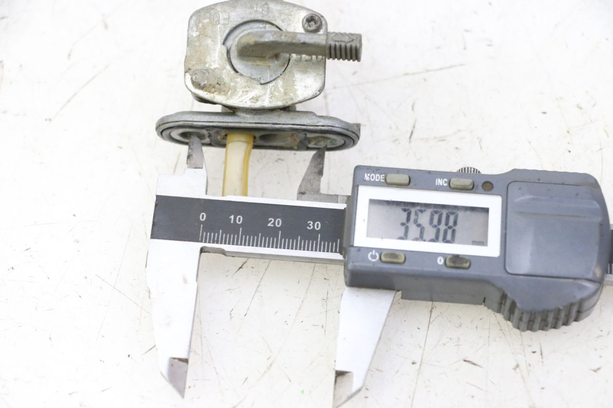 photo de FUEL TANK TAP KAWASAKI KX 65 (2000 - 2019) - Component detail