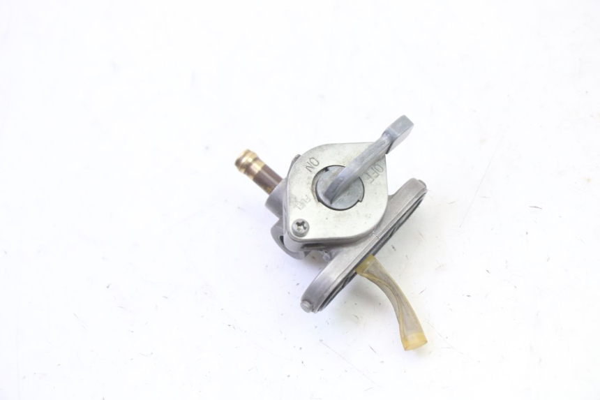 photo de FUEL TANK TAP KAWASAKI KX 85 (2014 - 2021) - Zoom on usage condition