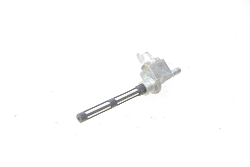 photo de FUEL TANK TAP PEUGEOT LUDIX BLASTER 50 (2006 - 2014) - Alternative perspective