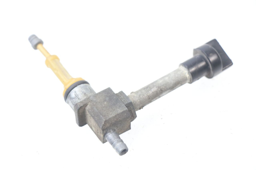 photo de FUEL TANK TAP PEUGEOT LUDIX 50 (2008 - 2017) - Alternative perspective