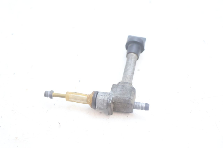 photo de FUEL TANK TAP PEUGEOT LUDIX 50 (2005 - 2007) - Alternative perspective