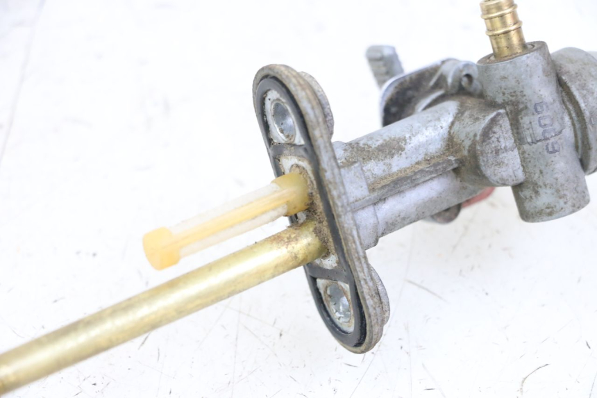 photo de FUEL TANK TAP MASAI XL 50 (2012 - 2019) - Alternative perspective