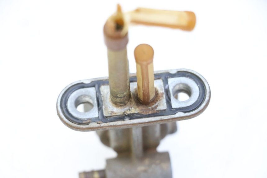 photo de FUEL TANK TAP YAMAHA PW 80 (1983 - 2014) - Zoom on usage condition