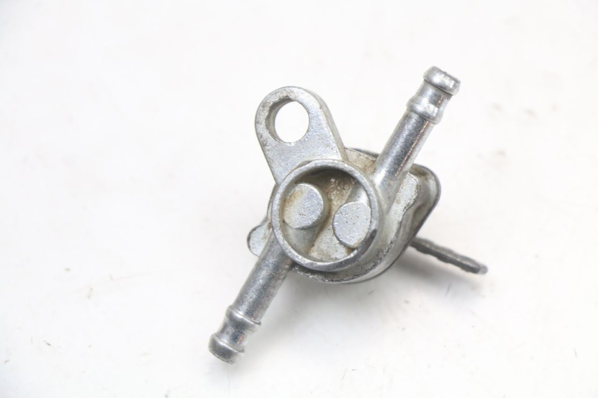 photo de FUEL TANK TAP APOLLO RFZ 140 - Zoom on usage condition