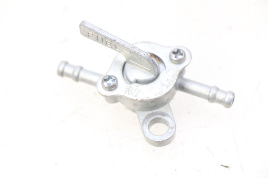 photo de FUEL TANK TAP CHINESE QUAD SPEEDY DELUXE 125 - Zoom on usage condition