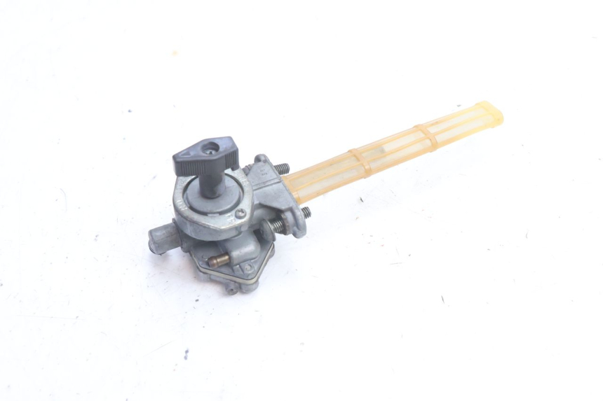 photo de FUEL TANK TAP YAMAHA XJR 1300 (1998 - 2002) - Alternative perspective
