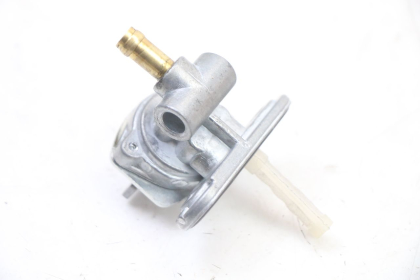 photo de FUEL TANK TAP YAMAHA YZ 125 (2006 - 2016) - Alternative perspective