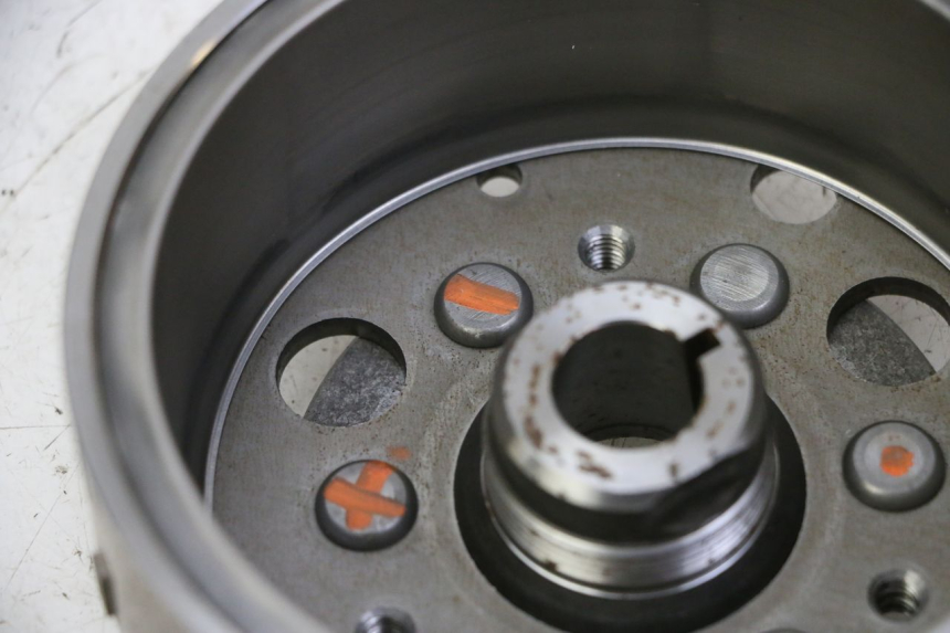 photo de ROTOR SUZUKI BURGMAN 125 (2007 - 2014) - Technical close-up