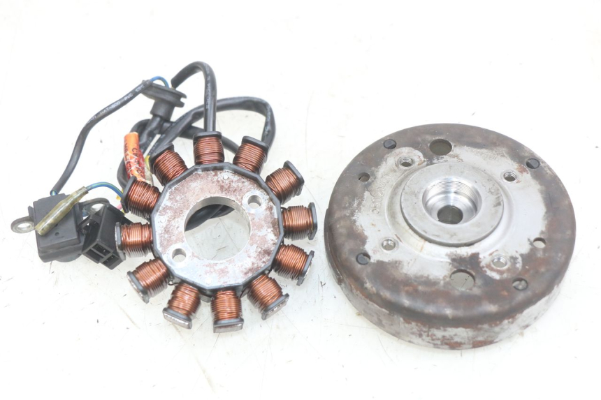 photo de ROTOR STATOR KYMCO AGILITY NAKED RENOUVO 2T 50 (2011 - 2018) - Main view