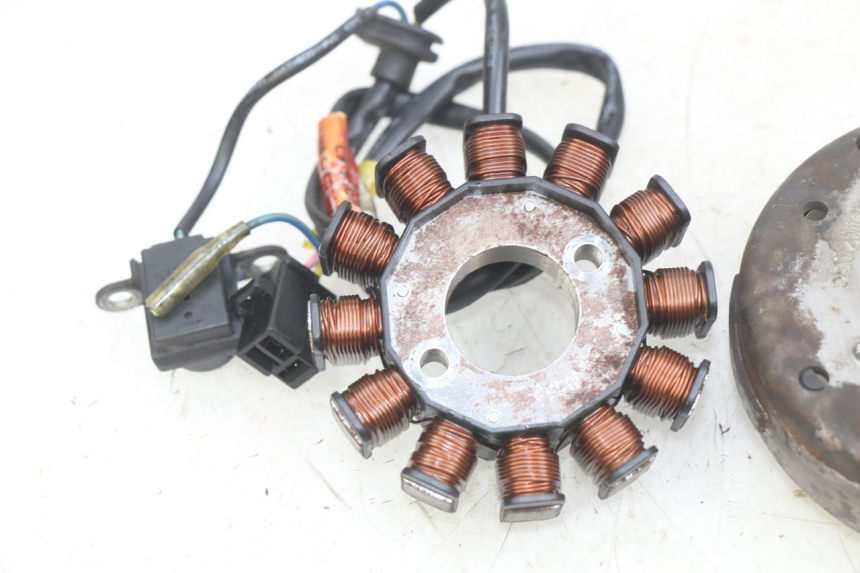 photo de ROTOR STATOR KYMCO AGILITY NAKED RENOUVO 2T 50 (2011 - 2018) - Product overview