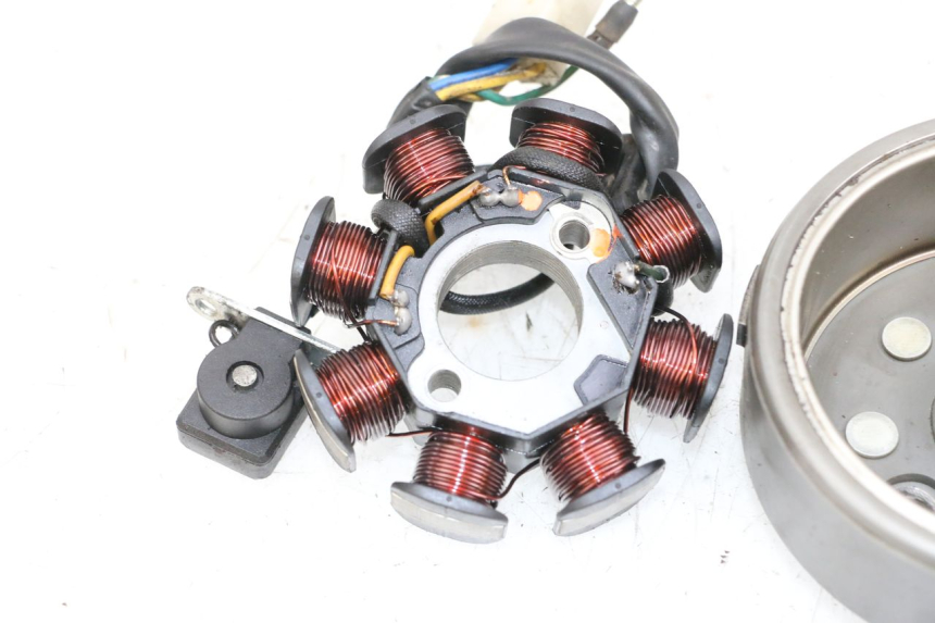 photo de ROTOR STATOR MAG POWER BOMBERS 4T 50 (2016 - 2026) - Markings and original references