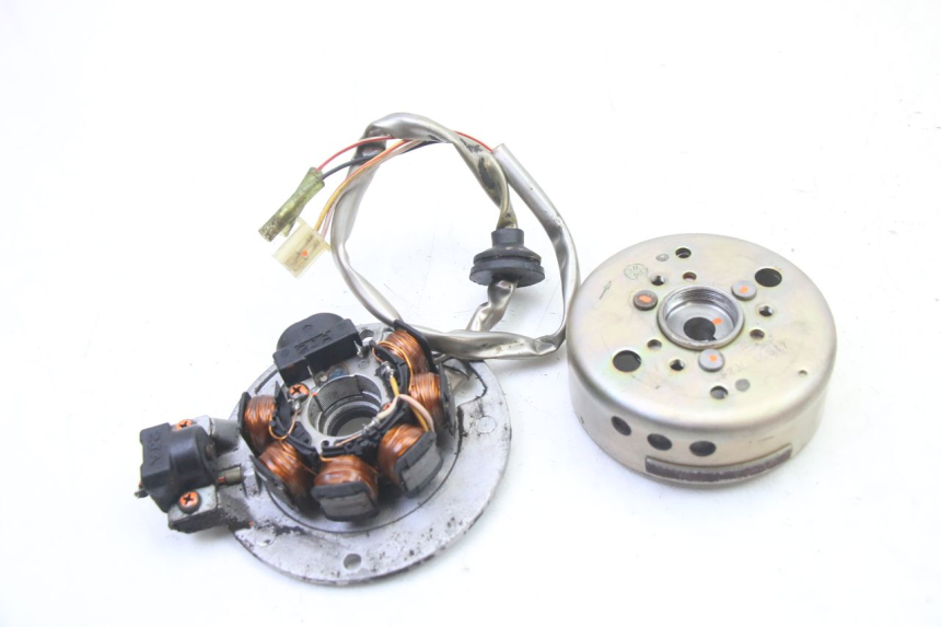 photo de ROTOR STATOR MBK BOOSTER NEXT GENERATION 50 (1995 - 1998) - Main view