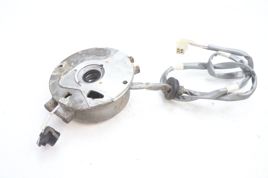 photo de ROTOR STATOR MBK BOOSTER SPIRIT 50 (2004 - 2017) - Fixing points details