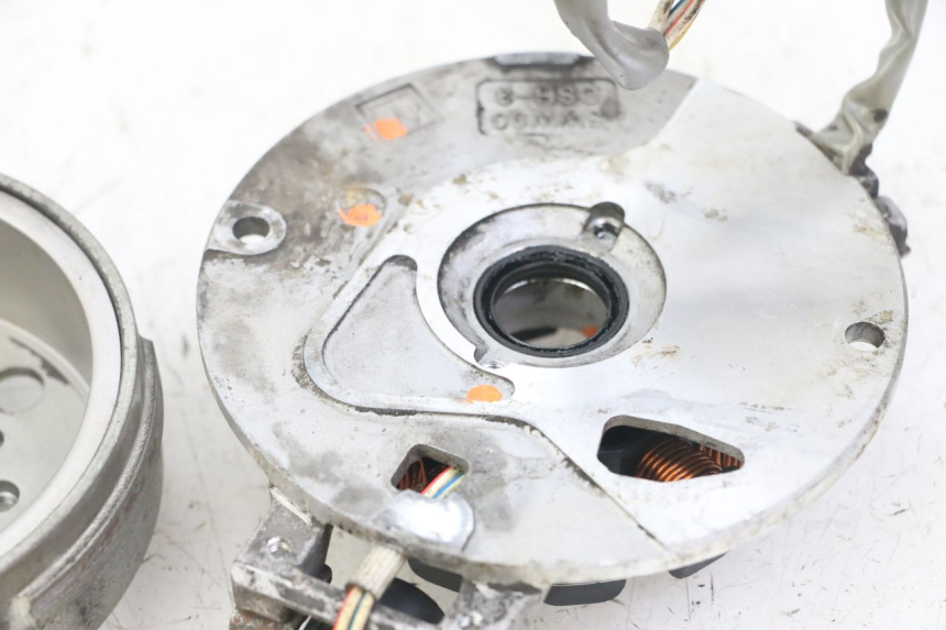 photo de ROTOR STATOR MBK BOOSTER SPIRIT NAKED 50 (2004 - 2017) - Surface and material condition