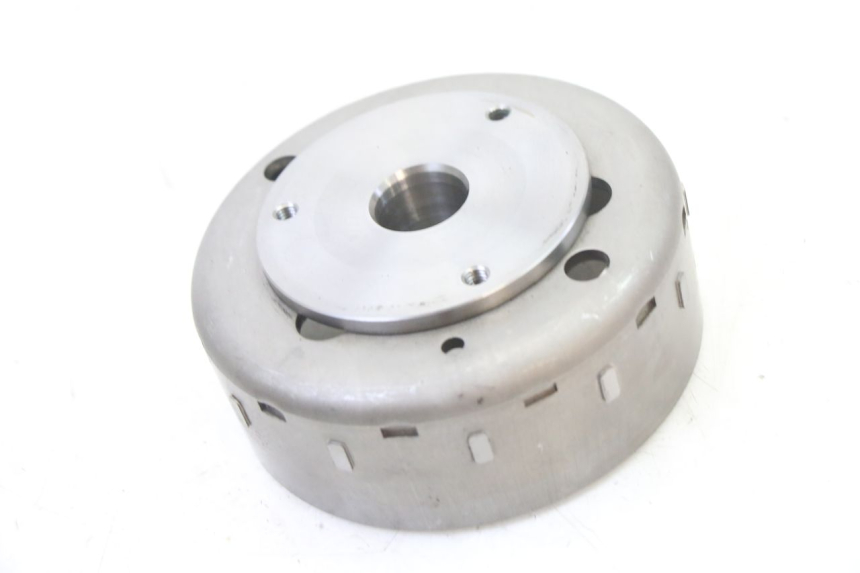 photo de ROTOR STATOR SUZUKI BURGMAN 125 (2007 - 2014) - Technical close-up